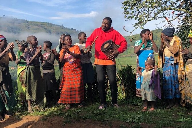 07-Days Murchison Falls, Queen Elizabeth & Gorillas Safari - Day 5: Kigezi Highlands drive, Kalinzu chimps option, and Ishasha tree-climbing lion chances