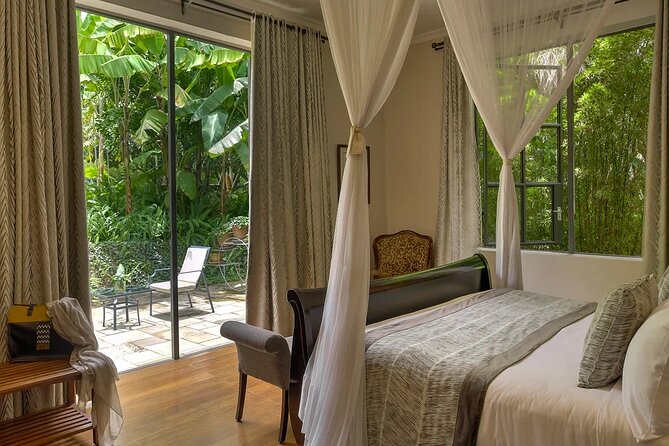 Gorilla Safari Holiday - Kampala, Entebbe, and flying home after breakfast