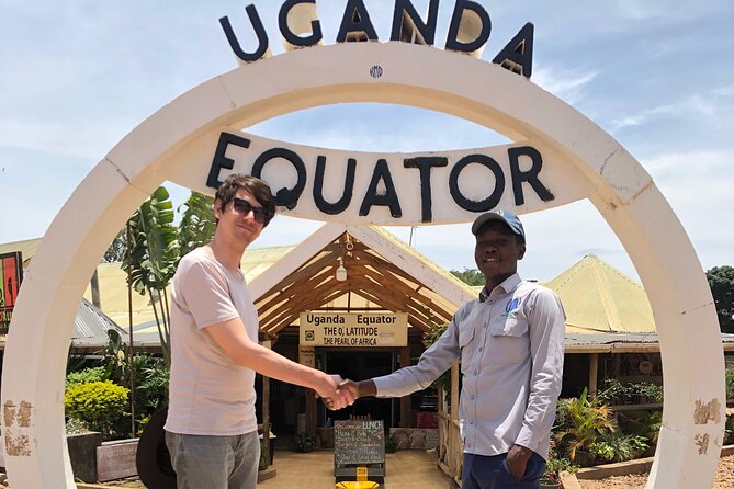 Half Day Equator Tour - The guided equator experience on Masaka Road
