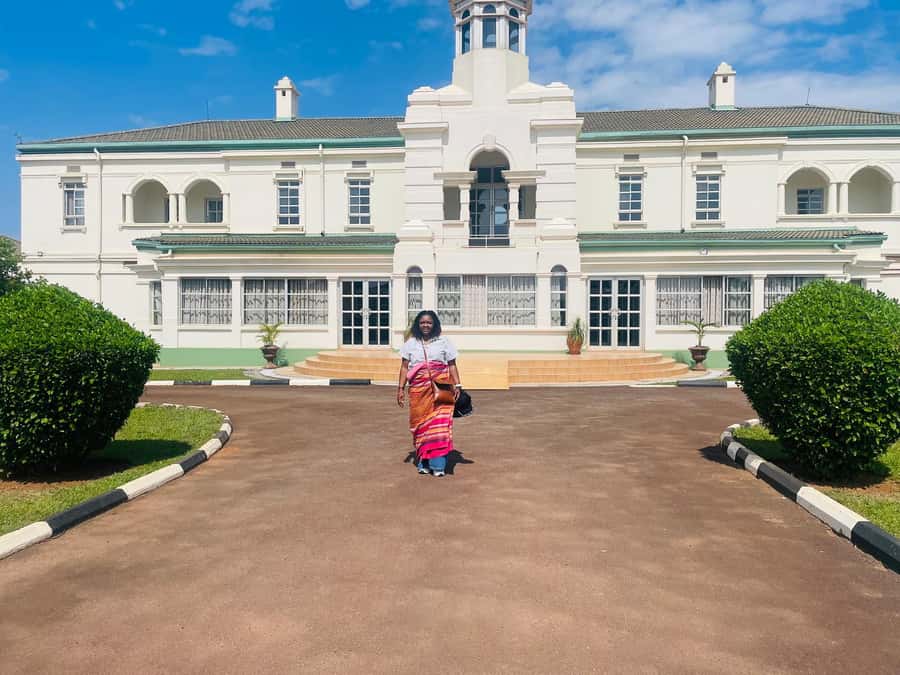 Kampala: City Guided Walking Tour with Kabaka<code>s Palace – Key highlights to look forward to’ /></p>
<ul>
<li><strong>Nakasero Market fruit and spice sampling</strong> with vendor interaction, not just sightseeing</li>
<li><strong>Independence Monument</strong> in a calm garden setting, made for reflection and photos</li>
<li><strong>Old Taxi Park matatu viewing</strong> where you’ll understand Kampala transport fast</li>
<li><strong>Owino Market scale</strong> (about 50,000 traders) for the real heartbeat of the city</li>
<li><strong>Kabaka’s Palace + Amin-era rooms</strong> for a serious cultural and historical stop</li>
<li><strong>Small group of up to 6</strong> for easier pacing and questions</li>
</ul>
<h2>Why this Kampala walking route makes sense for first-timers</h2>
<p><img width="900" height="675" decoding="async" src=