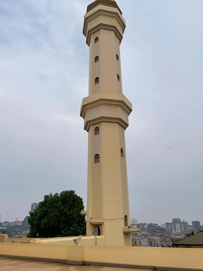 Kampala: Guided City Walking Tour with Gadaffi Mosque - Nakasero Market: See Produce Life Up Close