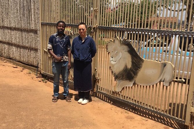 Kampala Heart of Walking Adventure - Bagala Craft Market for handmade items you can take home