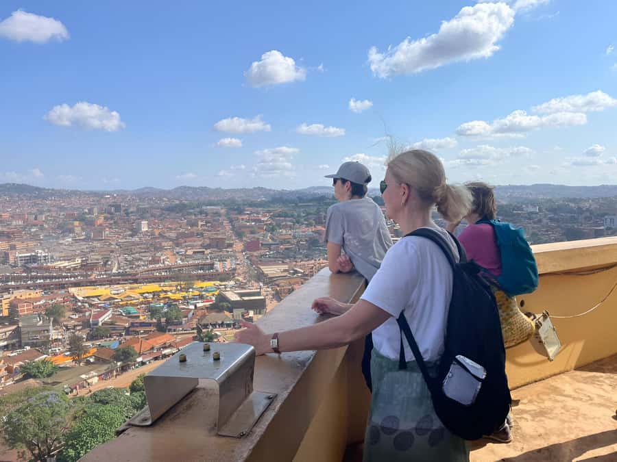 Kampala: Private Guided City Tour with vehicle Transfers - Independence Monument, World War Memorial, and Constitutional Square