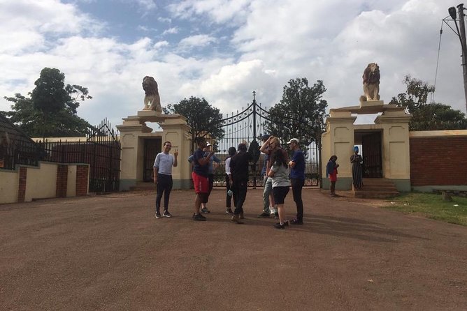 Kampala’s Best Experience walking tour - Independence Monument: photos with stories, not just statues