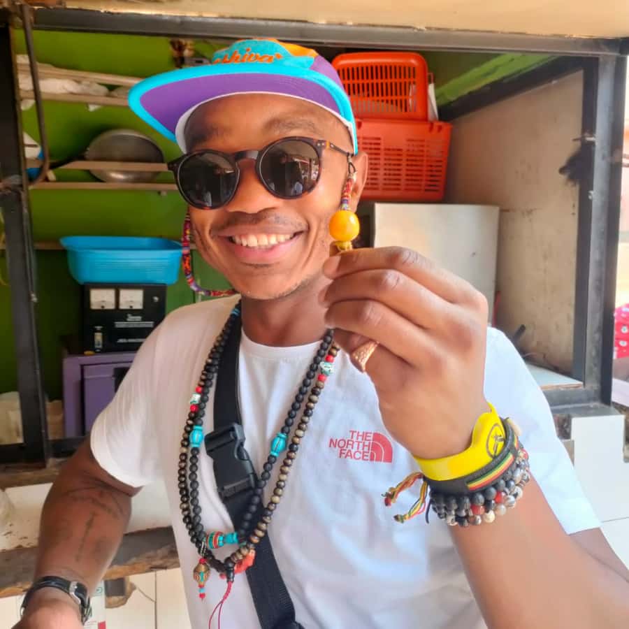Kampala: Three-Hour Food Tour - Kamwokya Market: fruit in season plus snacks you can sample like a pro