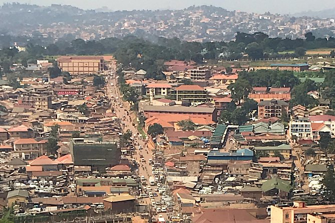 Kampala Urban Adventure - Walking Tour - Stop 3: Kampala Old Taxi Park, 20 minutes of transport reality