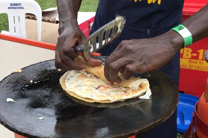 Nighttime Boda Boda Street Food Tour - What You’ll Eat: Rolex Wraps, Muchomo, and Kampala Street Favorites